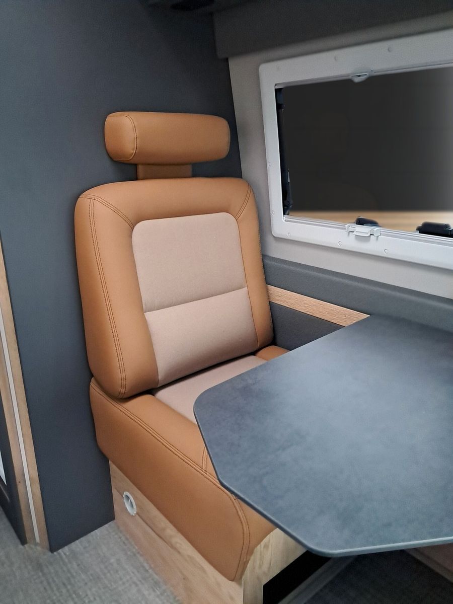 Fahrzeugabbildung Pössl Roadstar X Mercedes 190 PS Autark Paket, AHK