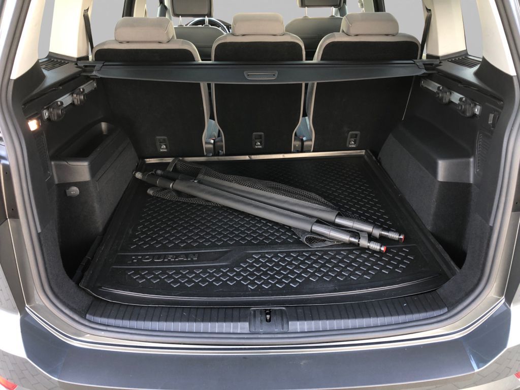 Fahrzeugabbildung Volkswagen Touran 1.4 TSI (BlueMotion Technology) DSG Highl