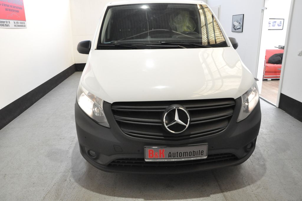 Image of Mercedes-Benz Vito