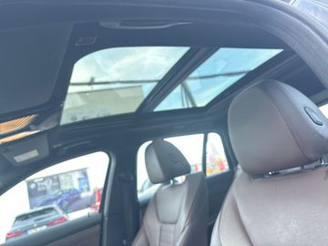 BMW 330e XDRIVE A M Sport Head-Up HiFi DAB LED WLAN