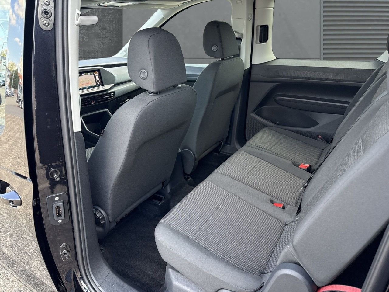Volkswagen Caddy Maxi - Bild 10