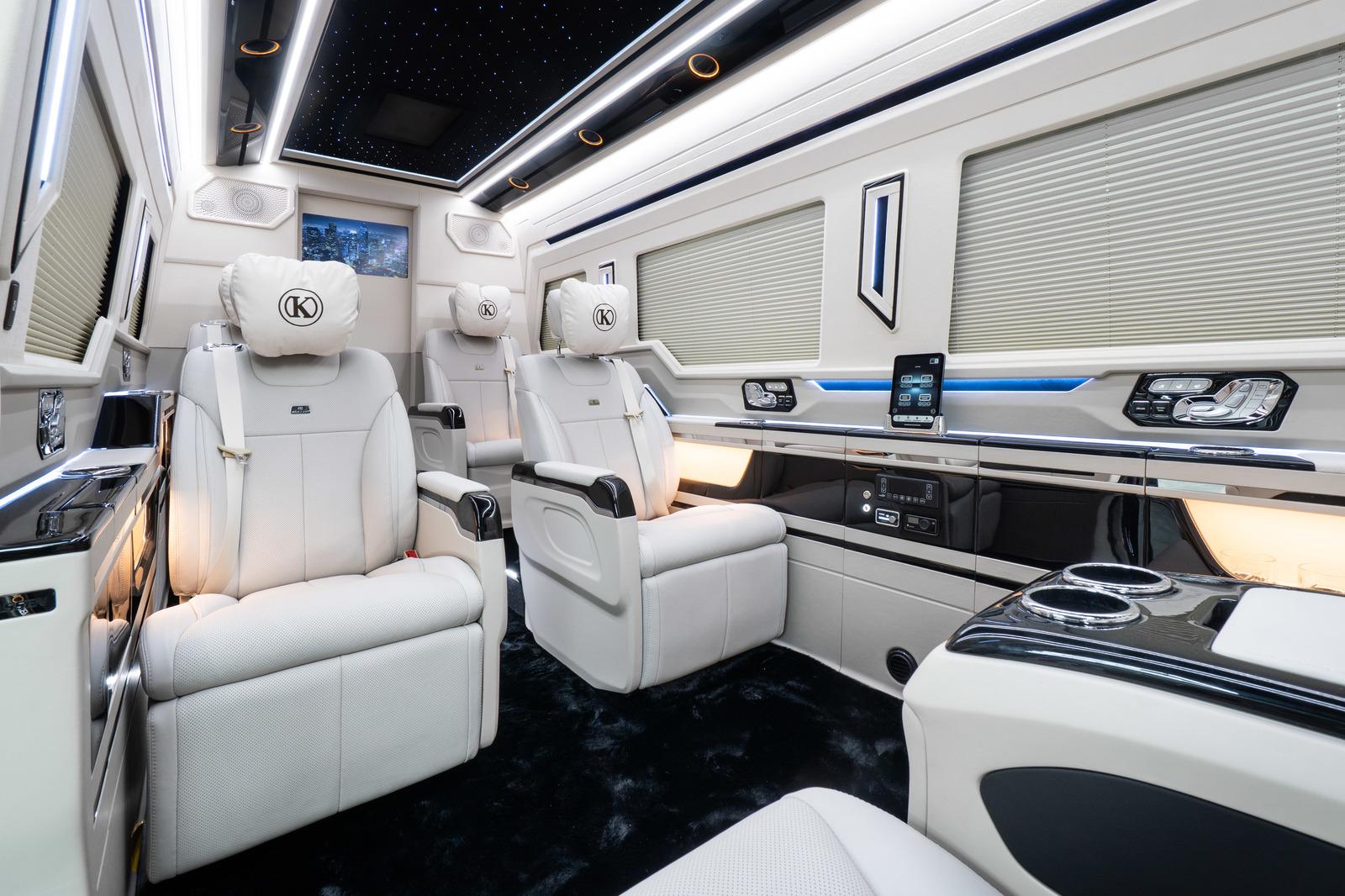 Mercedes-Benz Sprinter 519 - VIP luxury performance 2026