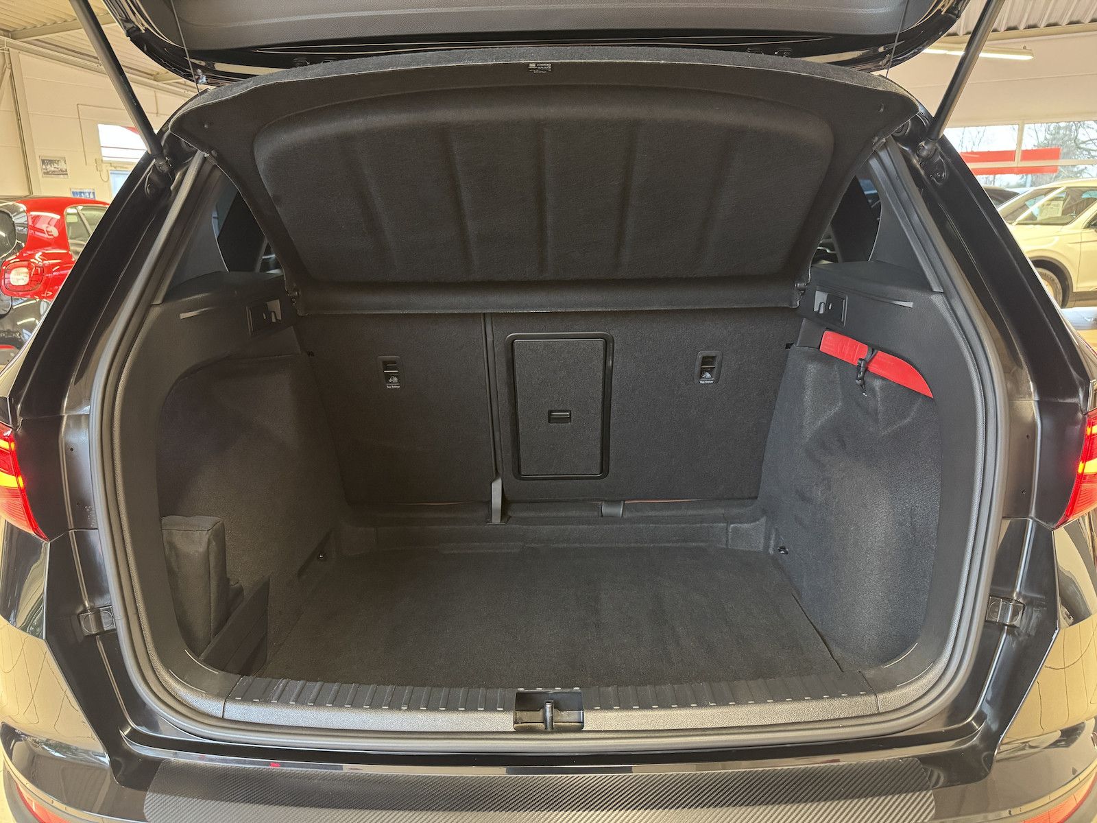 Fahrzeugabbildung SEAT Ateca Xcellence 4Drive/LED/Navi/ACC/Spur/Cam
