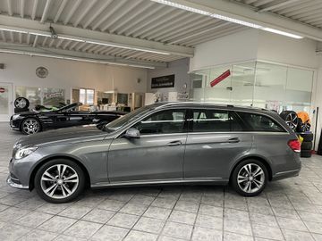 Mercedes E 200 - 3