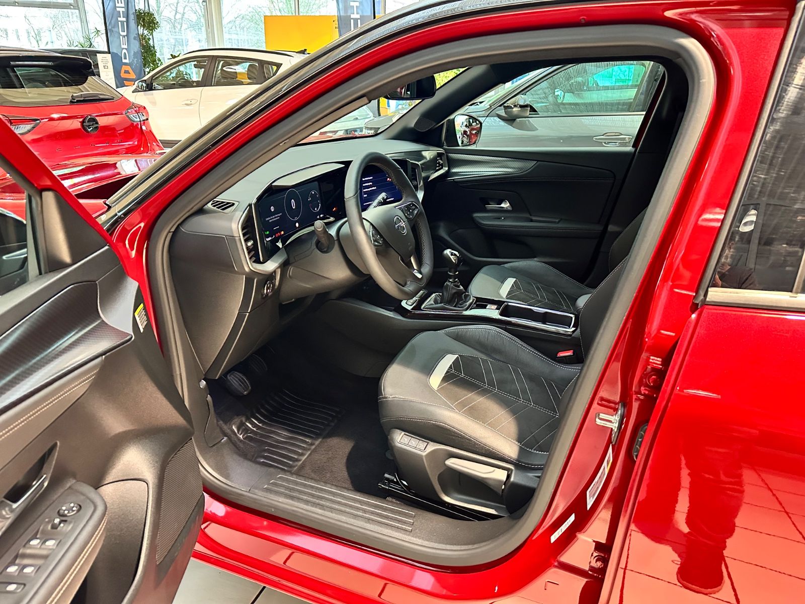 Fahrzeugabbildung Opel Mokka Ultimate 1.2T,Navi,Kamera,Sitzhz,Allw