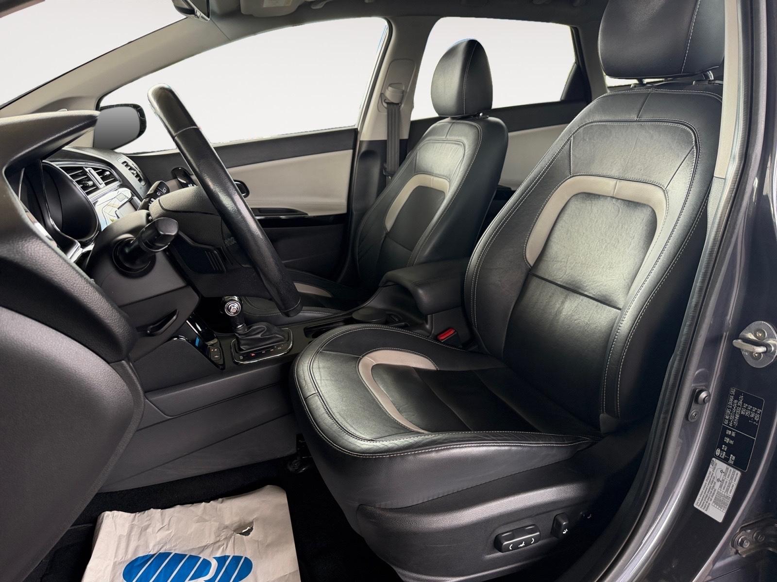 Kia cee'd 1.6 GDI Platinum Xenon Schiebed. Leder Kam