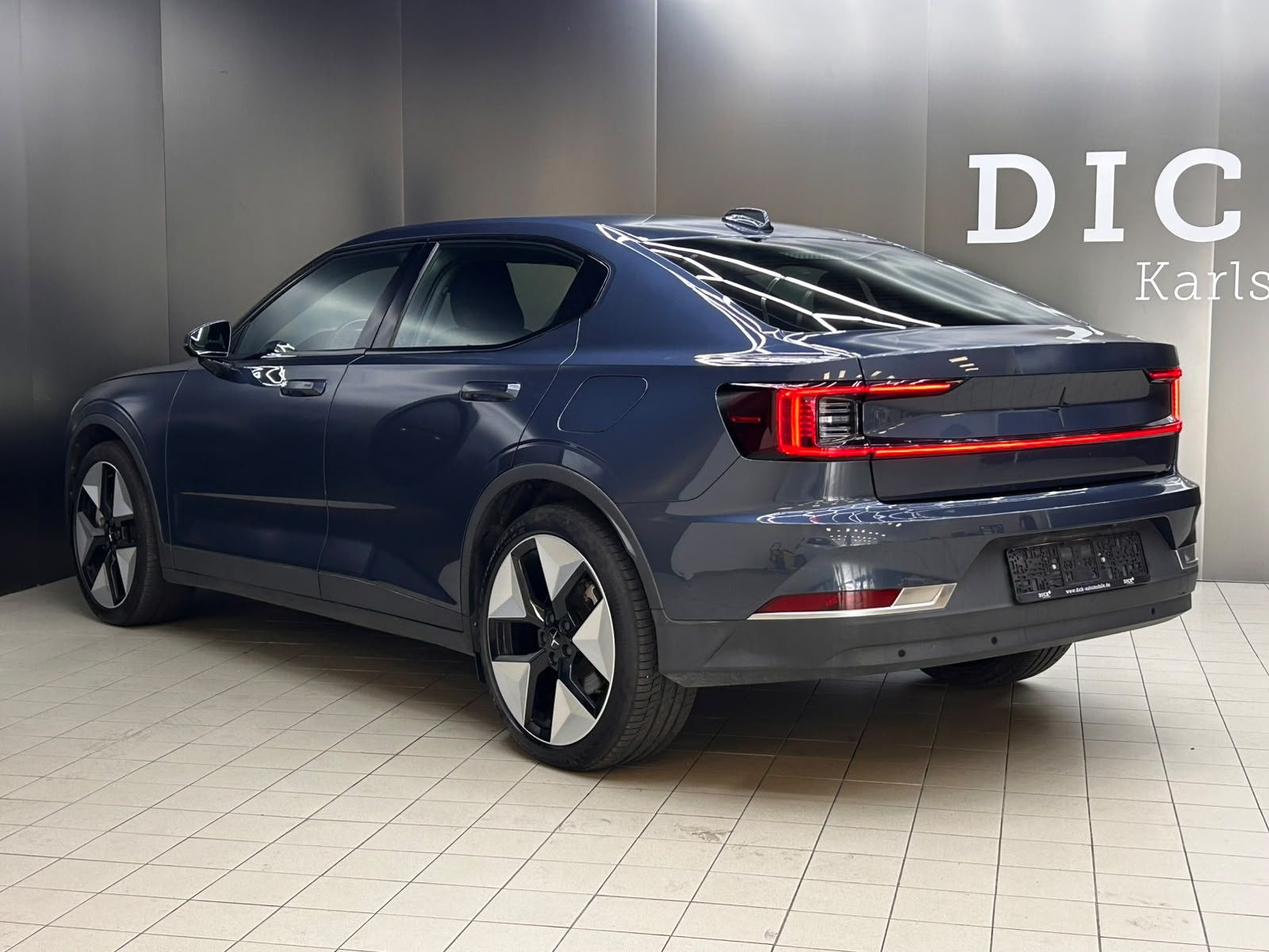 Fahrzeugabbildung Polestar 2 LED+SHZ+NAVI+KEYLESS+ACC+360°+DAB+20"+