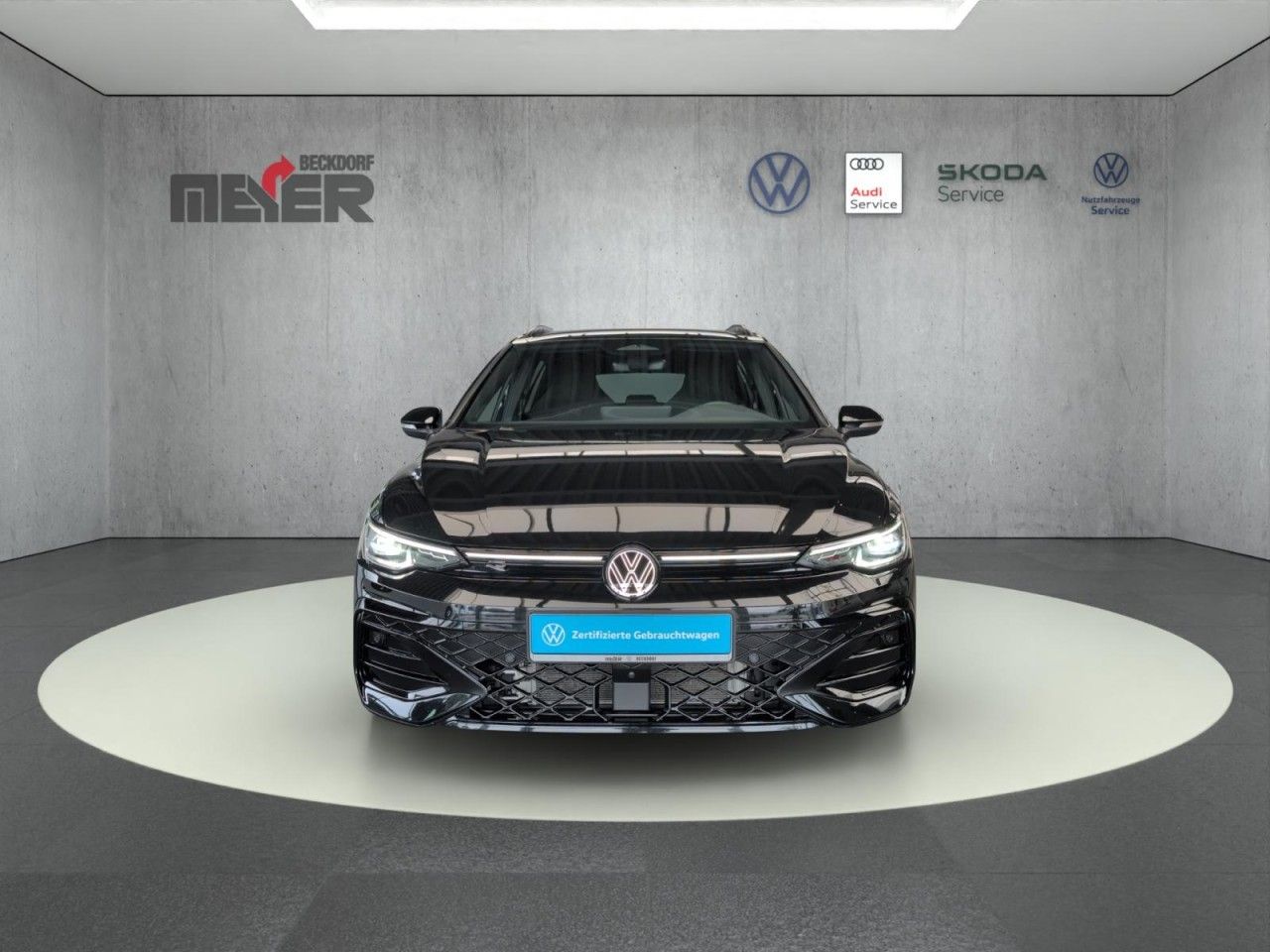 Golf Variant R-Line 1.5 eTSI DSG *Black Style*