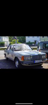 Mercedes-Benz 200 - Mercedes-Benz 200 in München