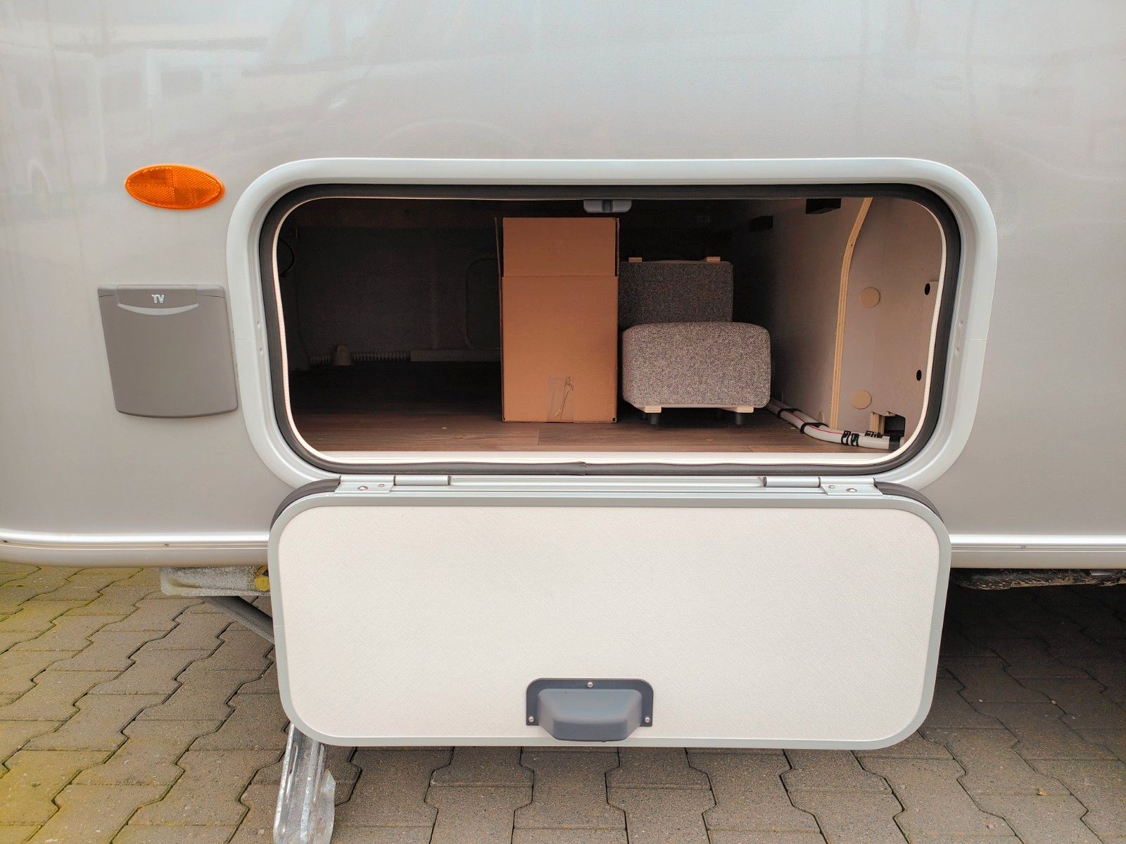 Fahrzeugabbildung HYMER / ERIBA / HYMERCAR Touring 550 Urban - SUMMER-SALE! -