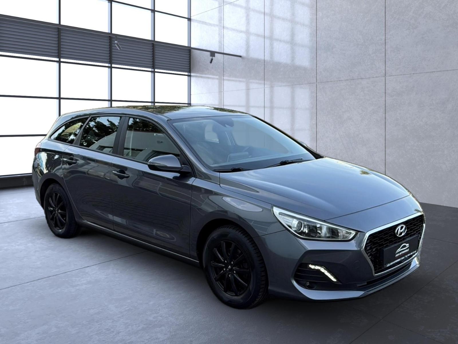 Hyundai i30 cw Trend+NAVI+KLIMA+PDC+KAMERA+AHK+ALU+75TKM