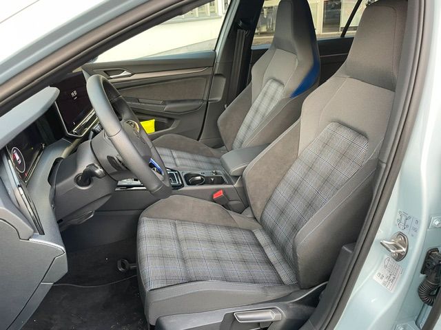 Volkswagen Golf - Bild 9