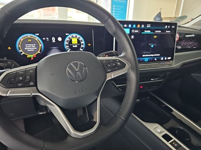 Fahrzeugabbildung Volkswagen Passat Variant 2.0 TDI DSG Elegance LED-MATRIX A