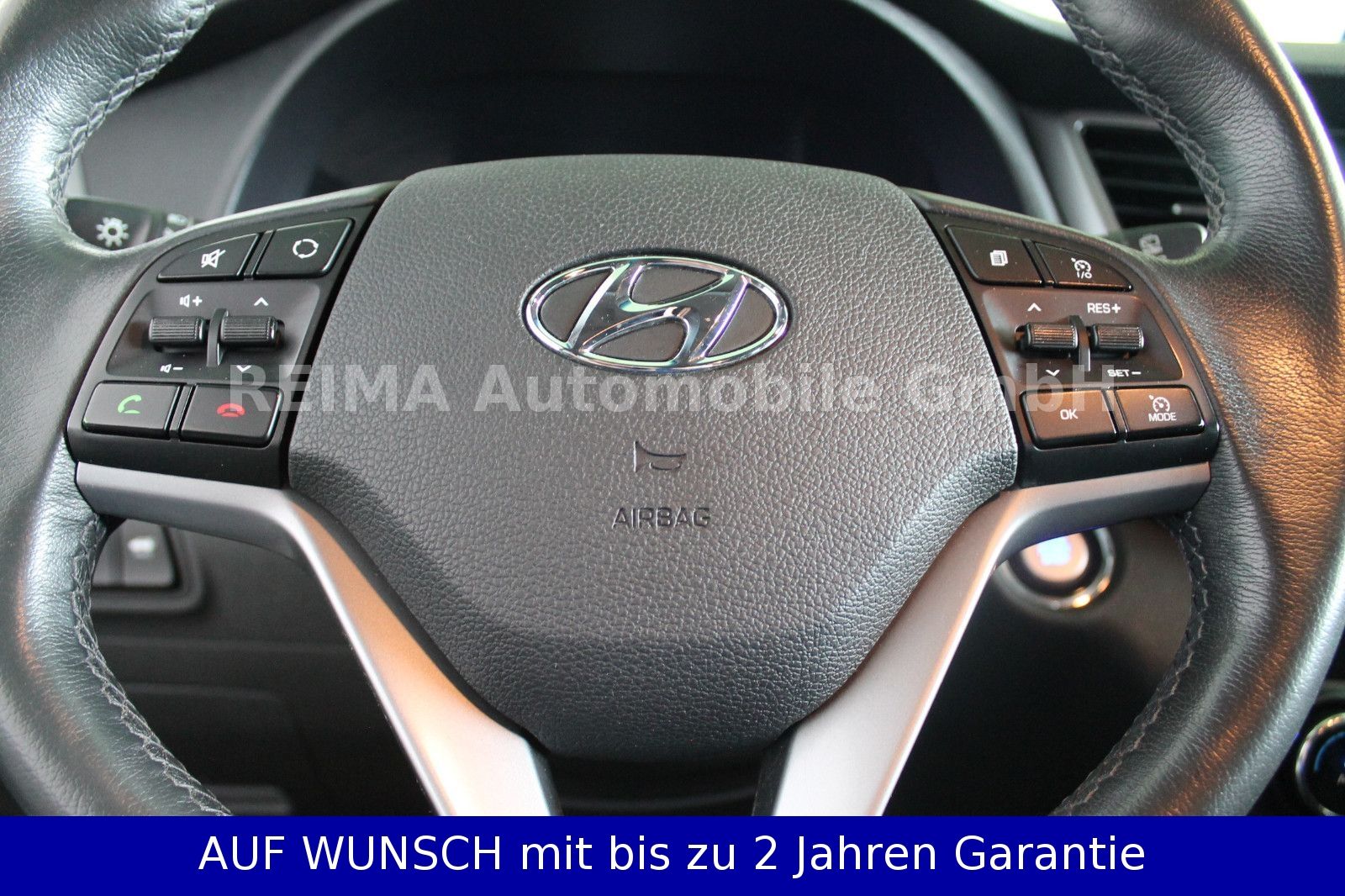 Fahrzeugabbildung Hyundai Tucson 1,7D blue Premium 2WD, Automatik, Xenon