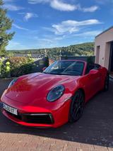 Porsche 992 Carrera 4S Cabriolet mit Porsche Approved - Porsche 992 von privat