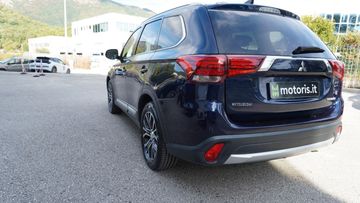 Mitsubishi Outlander - 6