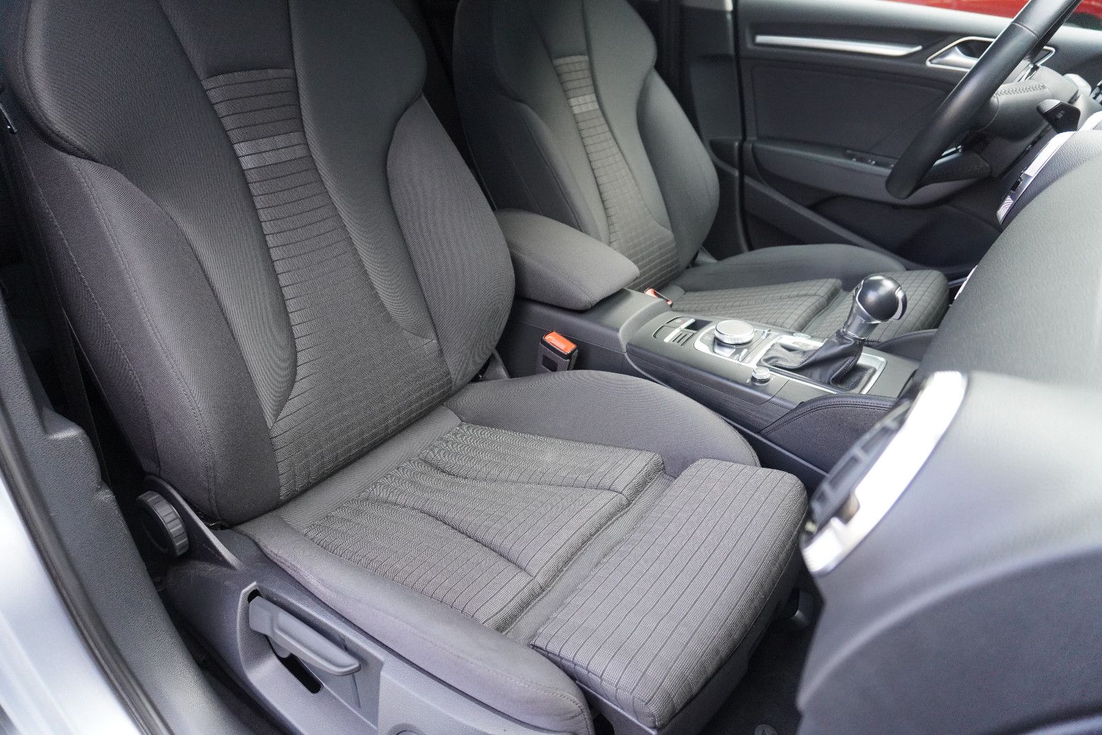 Audi A3 Sportback TDI sport Automatik/B&O/LED/SR+WR foto 18