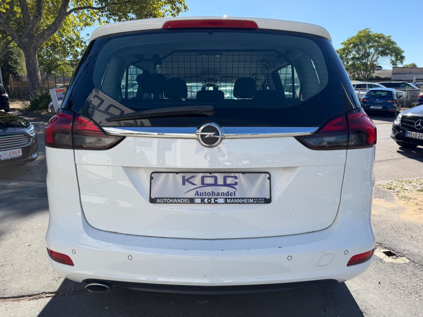 Opel Zafira 2015 — фото 5