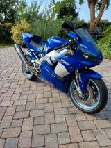 Yamaha R1 RN04 - Offers