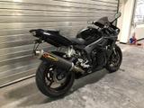 Yamaha YZF-R6 wenig KM, Akrapovic - 2006 YZF R6