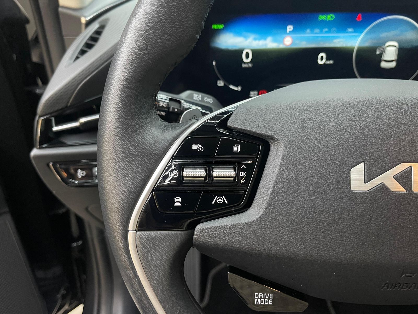 Fahrzeugabbildung Kia e-Niro Spirit LEDER+NAVI+LED+SHZ+H&K+KAM+ACC+WP+