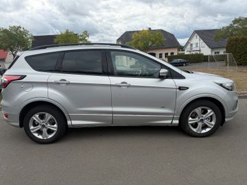 Ford Kuga - 4