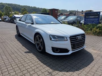 Audi A8 - 2