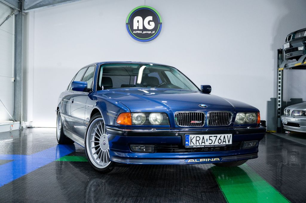 BMW-Alpina B12