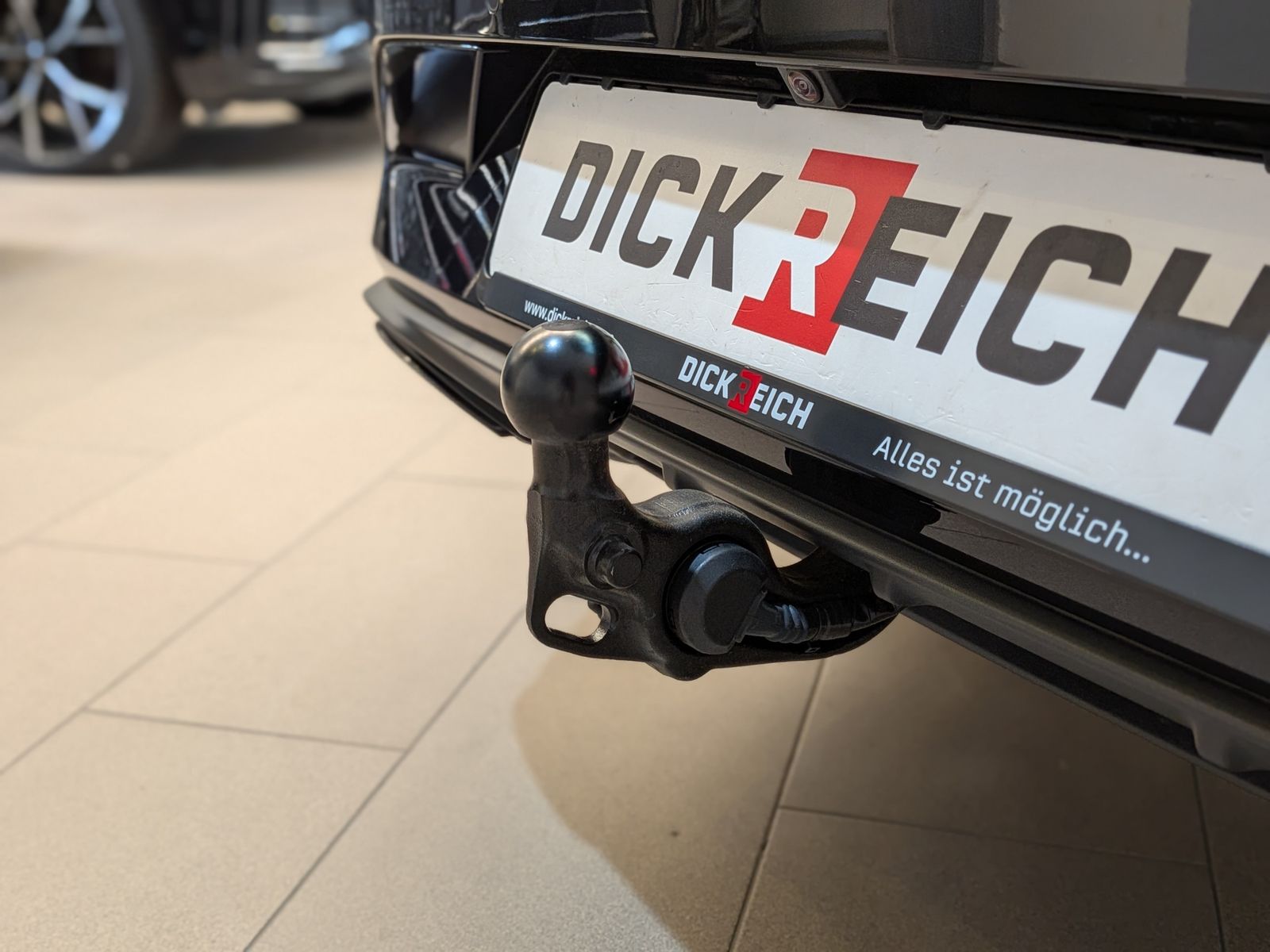 Fahrzeugabbildung CUPRA Leon 1.5 eTSI Dynamic-Edge-Paket AHK*PANO*CAM*18