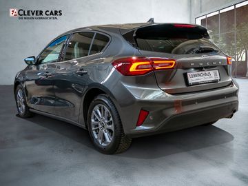 Ford Focus 1.0 Titanium Navi Stauassistent Kamera