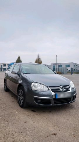 Volkswagen VW Jetta 1.6 FSI