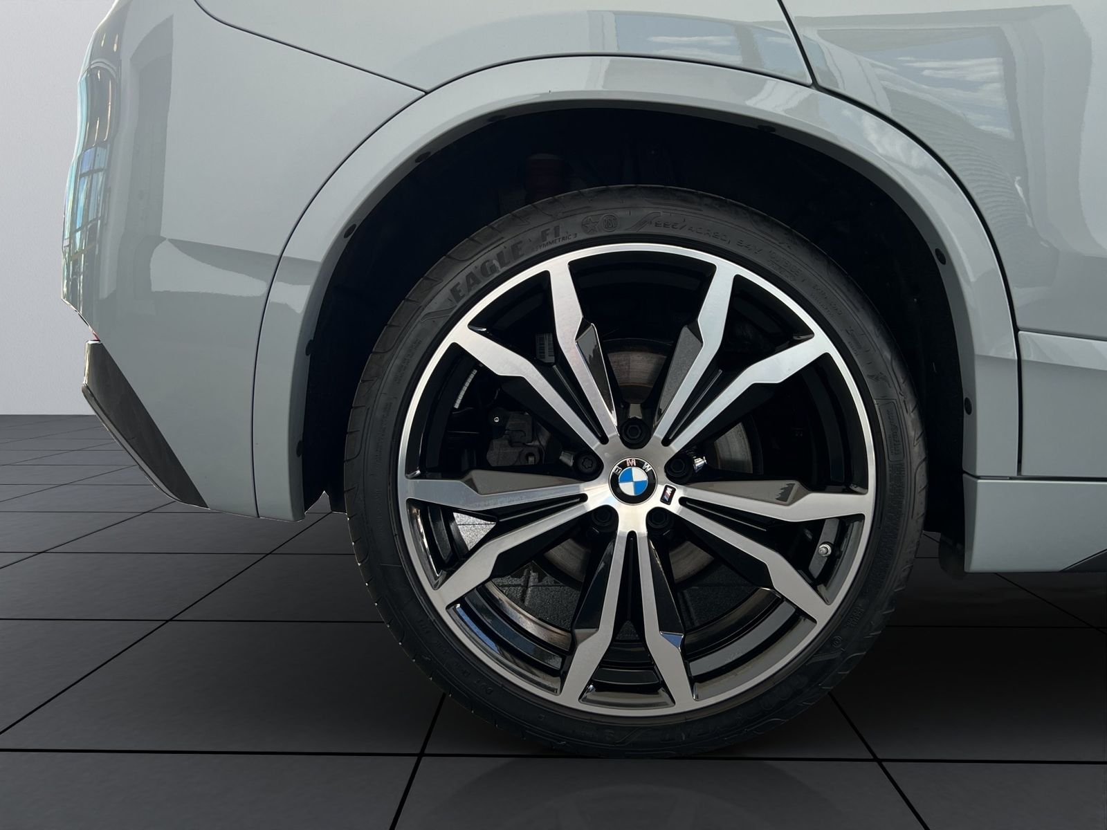 BMW X2 xDrive20d M-Sport adapLED RFK PDC Navi HUD foto 5