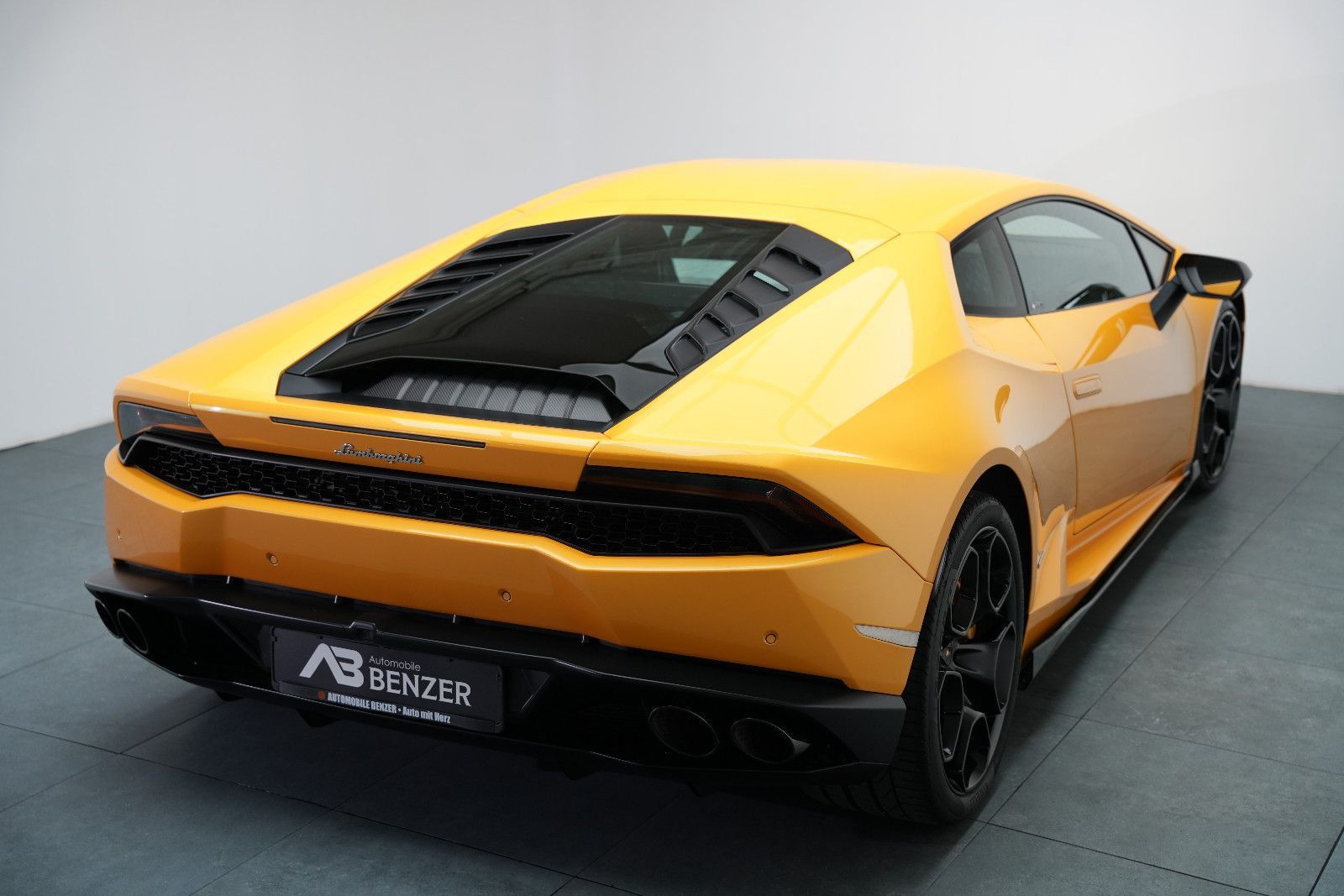 Fahrzeugabbildung Lamborghini Huracan Huracán /LIFT/KAMERA/CARBON/SCHALENSITZ/