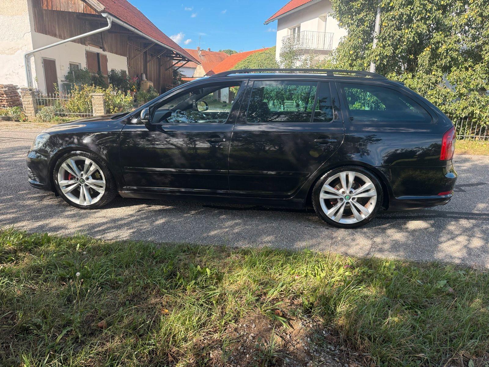 Skoda Octavia 2011 — photo 8