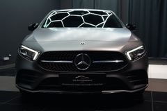MERCEDES-BENZ A 250e AMG*AMBIENTE*CAM*LED*NAVI*BUSINESS-PAKET*