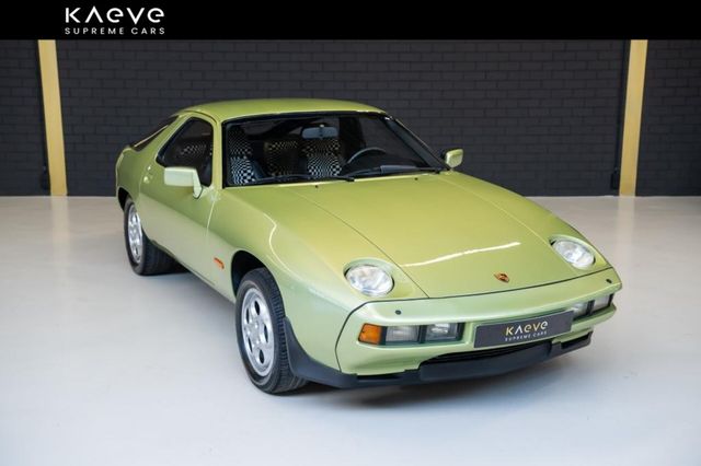 Porsche 928 (manual gearbox, Pasha interior)