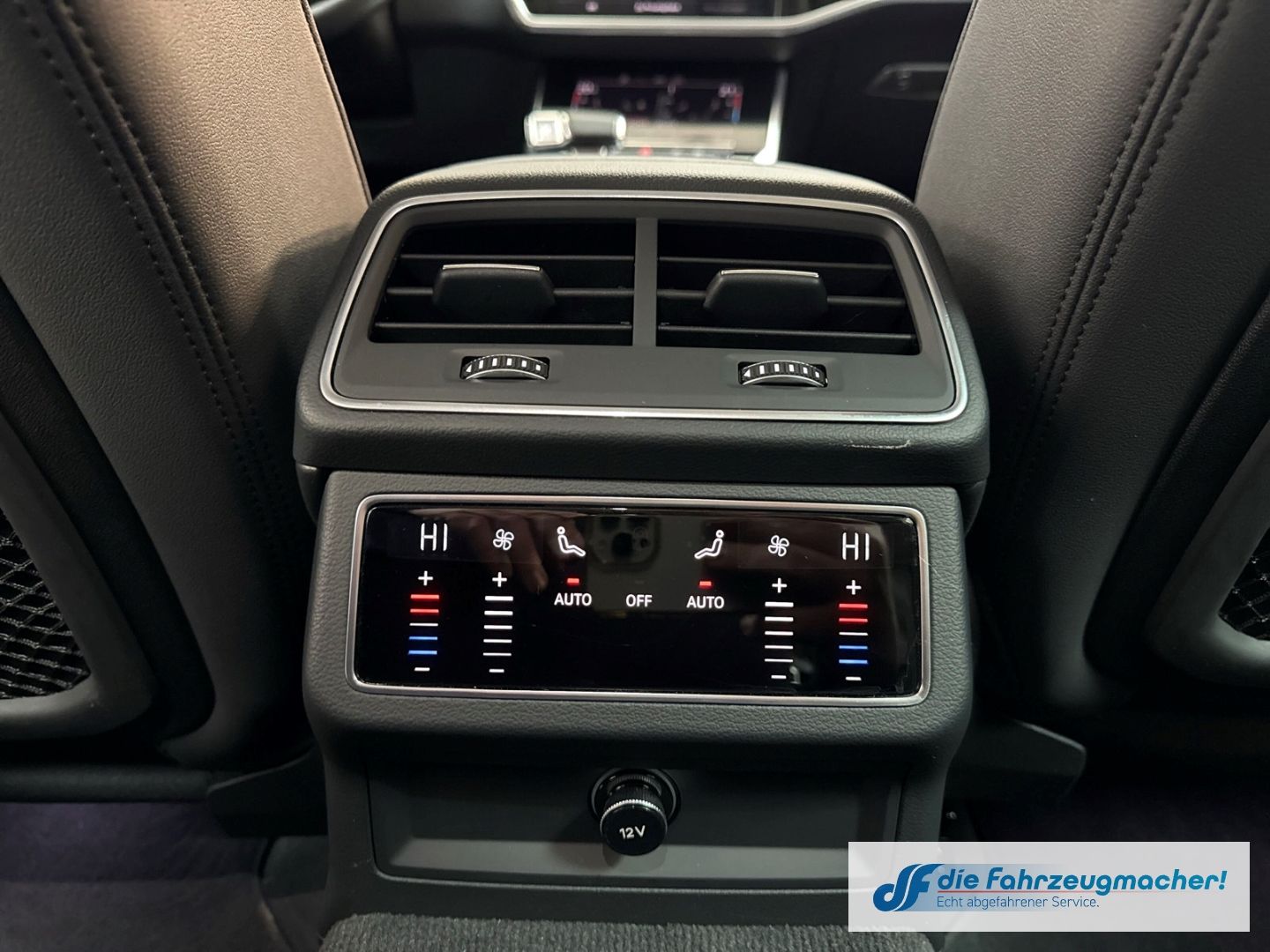 Fahrzeugabbildung Audi A6 Avant 40 TDI Navi LED ACC El. Heckklappe Mehr