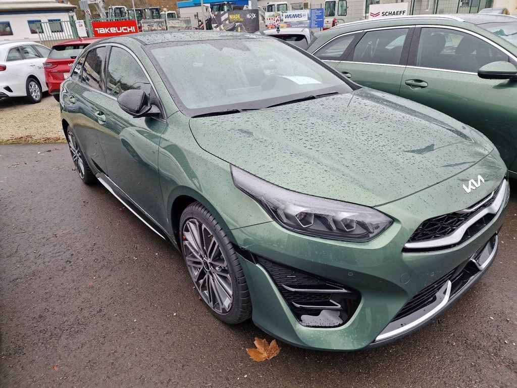 Kia pro cee'd / ProCeed