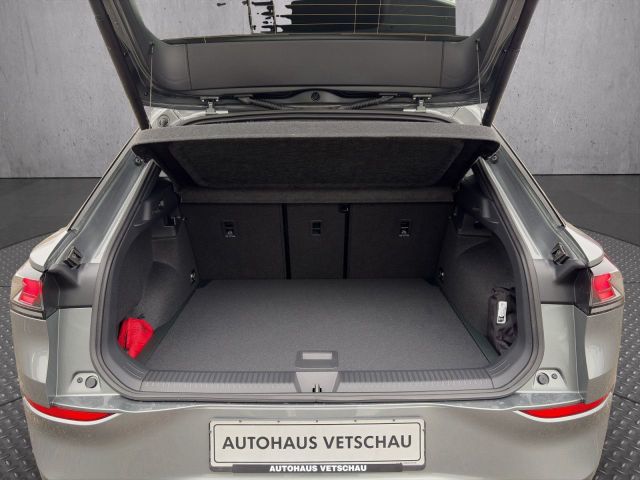 T-Roc 1.5 eTSI DSG Style IQ LIGHT/AHK/Easy Open