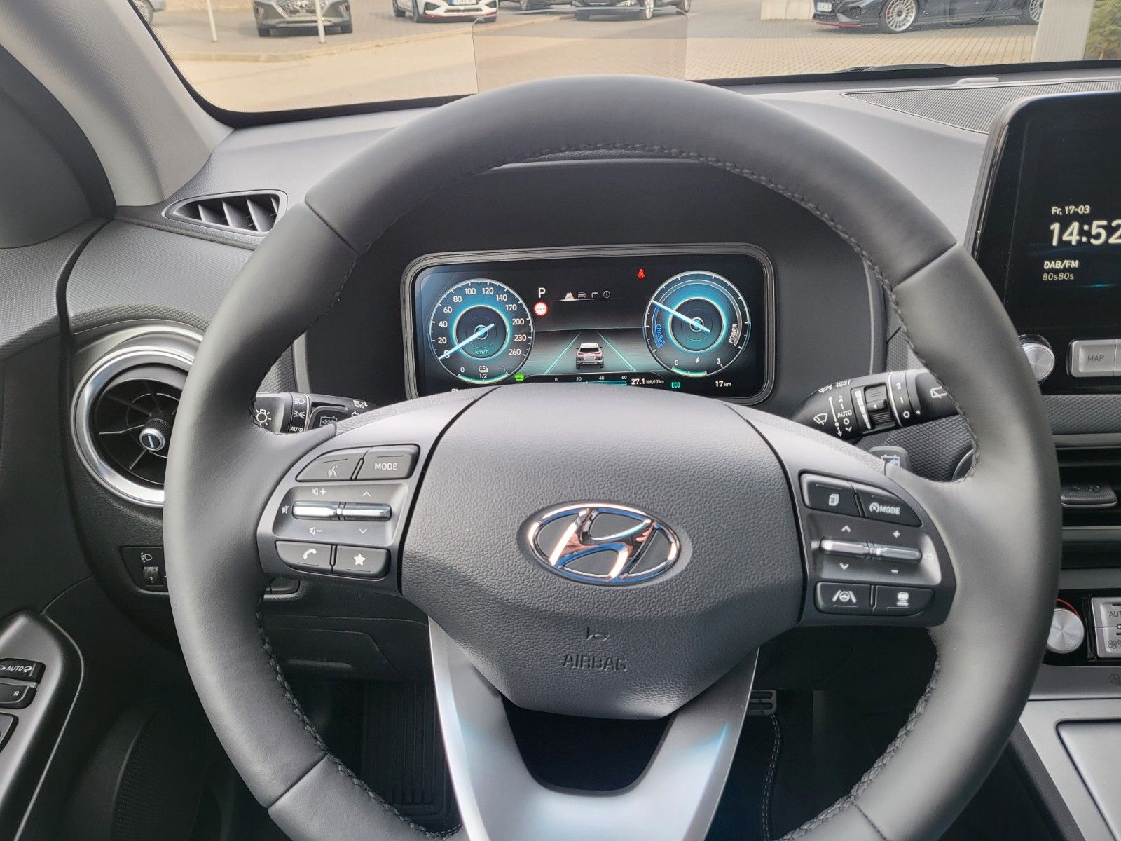 Fahrzeugabbildung Hyundai KONA Elektro TREND 100kw NAVI ASSI Wärmepumpe