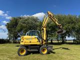 New Holland MH 3.6 Mobilbagger mit Verstellausleger