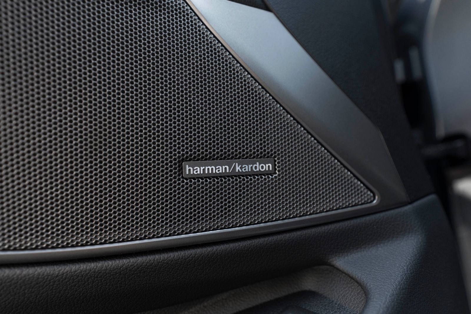 Fahrzeugabbildung BMW M340i Xdrive H&K HUD CARBON LED KAM