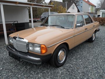 Mercedes 280 - 2
