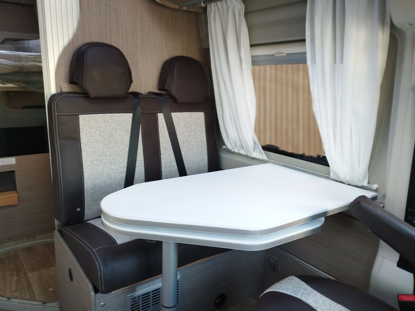 Fahrzeugabbildung Pössl Roadcruiser Revolution Citroen Premium, 180 PS