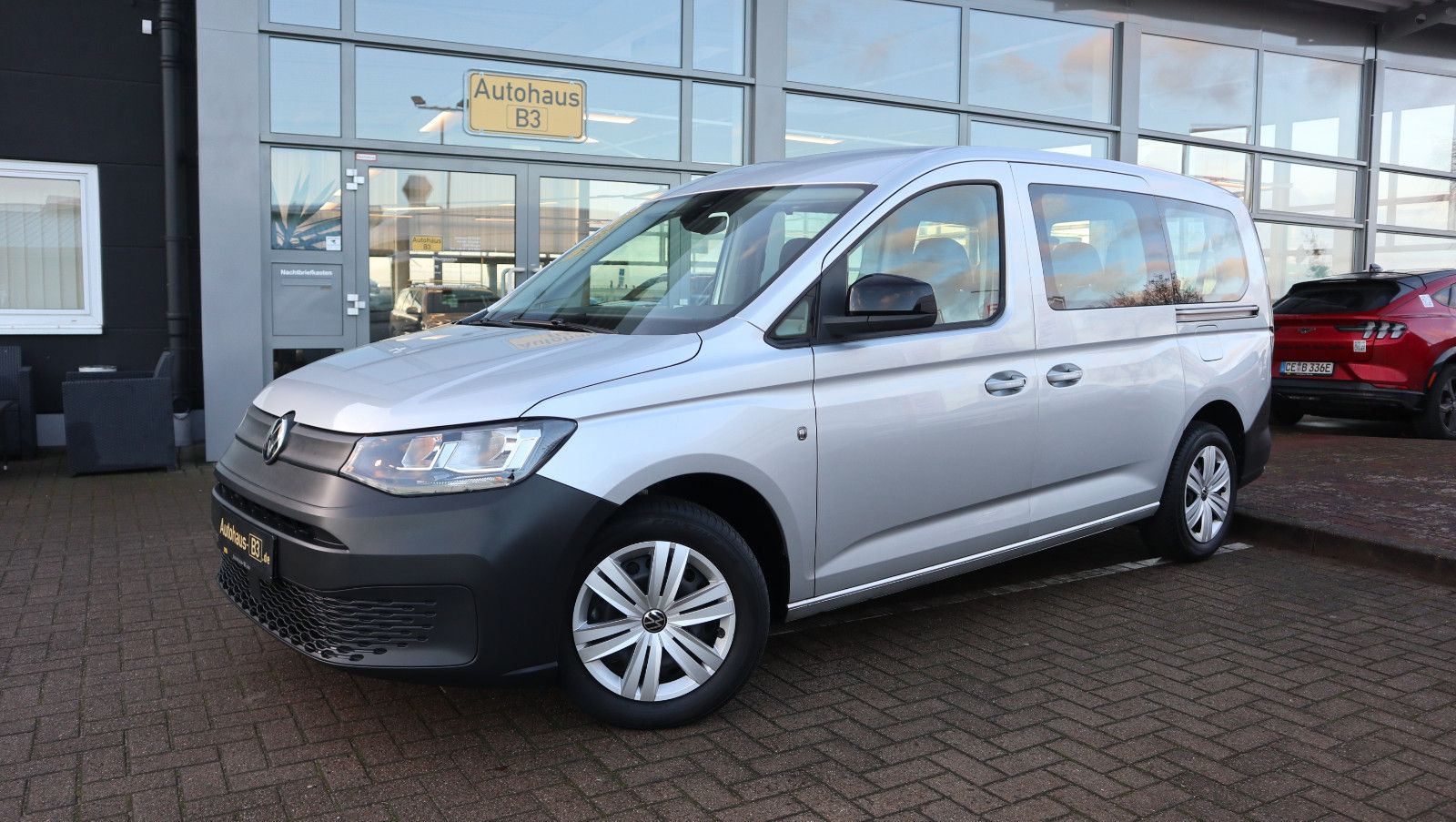 Gebrauchtwagen Volkswagen Caddy Caddy Maxi – 7 Sitzer PDC SHZ Winter-Paket in Bergen