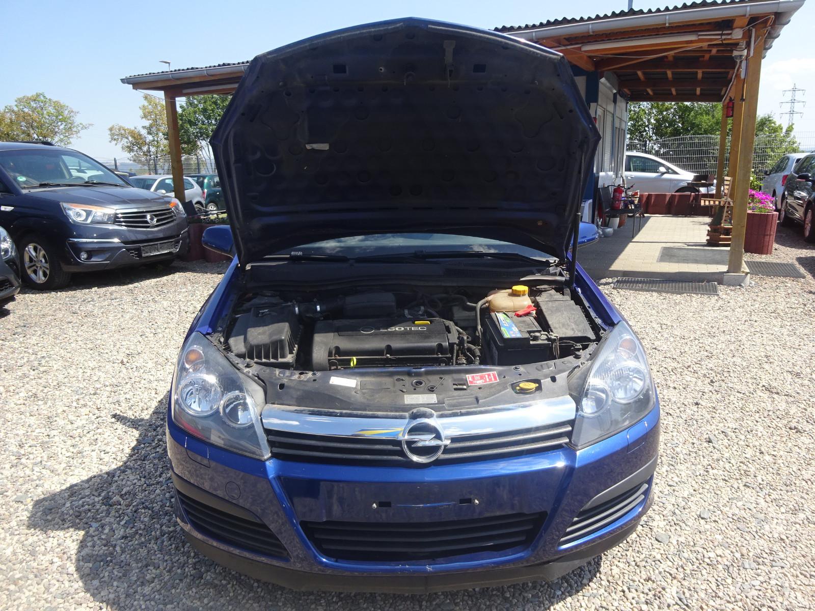 Opel Astra 2006 — photo 14