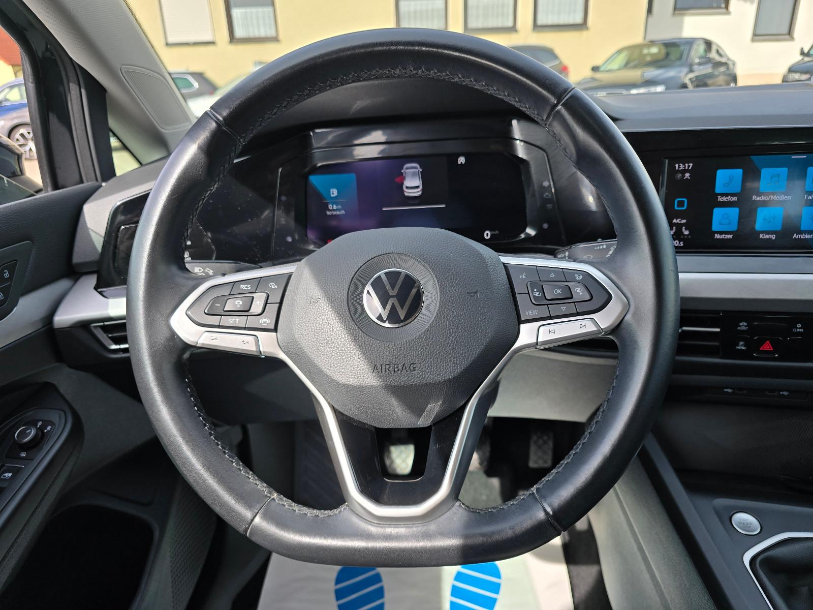 Volkswagen Golf VIII Lim. Life / TÜV NEU, миниатюра 16