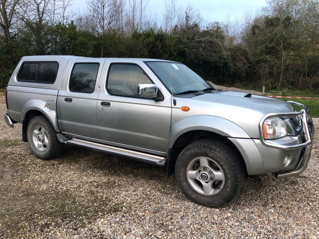 Nissan Navara D22 Doppelkabine + Hardtop 2...