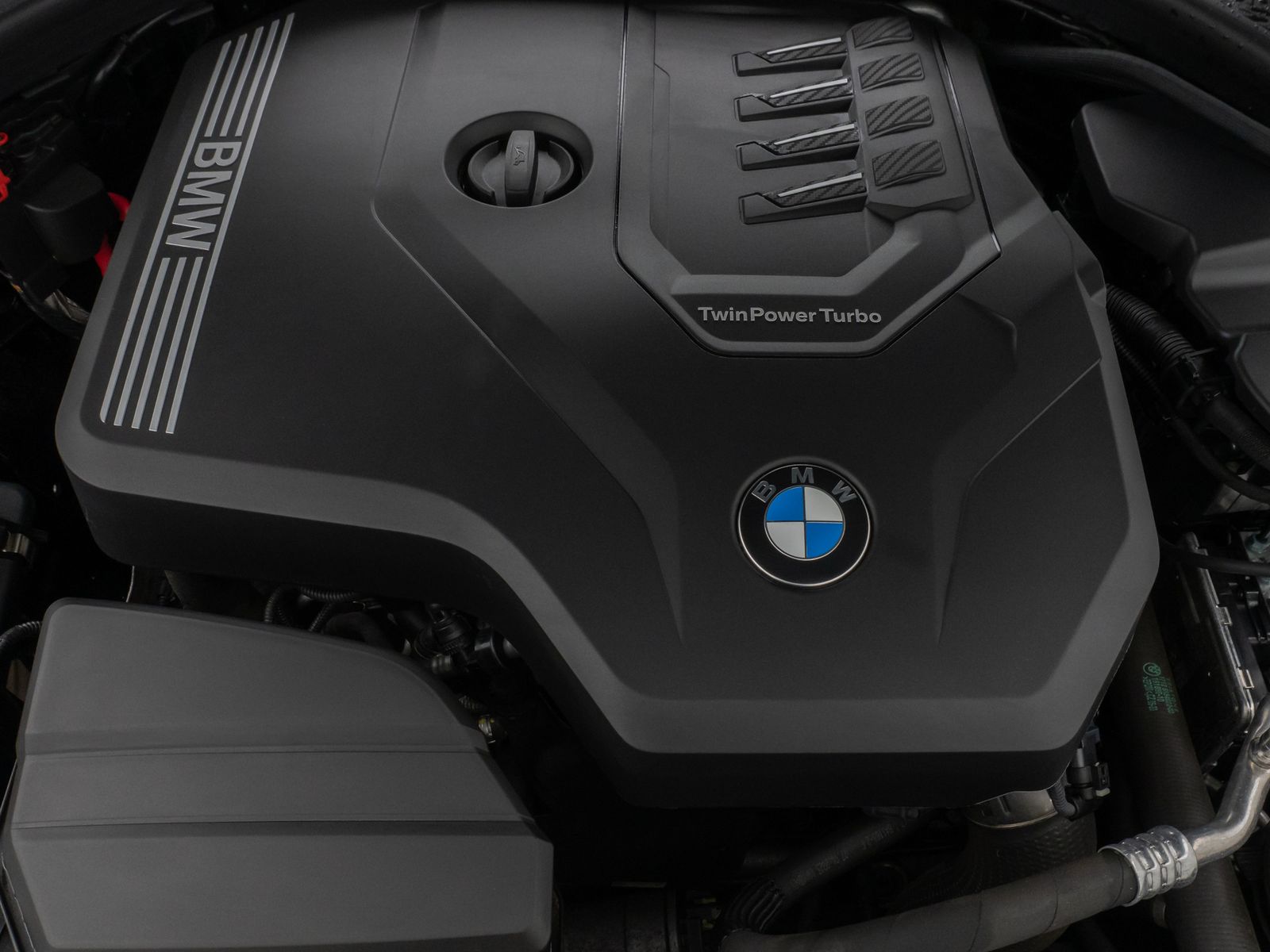 Fahrzeugabbildung BMW 318i Widscreen DAB Geschwindigkeitsreg PDC LED