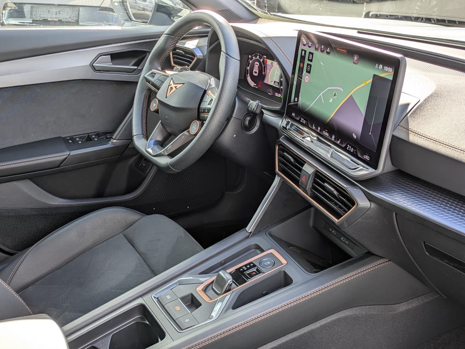 Fahrzeugabbildung CUPRA Formentor 1.5 eTSI ALCANTARA*DRIVE-XL*360°KAM